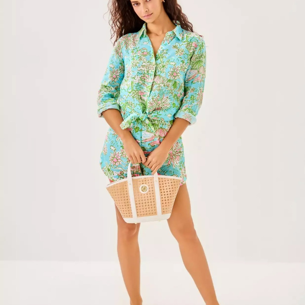 NWT Lilly Pulitzer SEA VIEW LINEN BUTTON DOWN “Fresh Water” MSRP $168 NWT sz LG - Picture 2 of 8